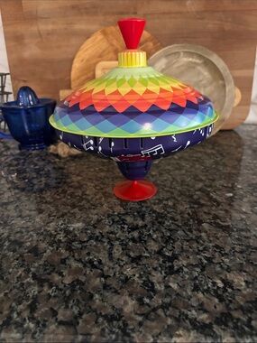 Colorful Rainbow Spinning Top Toy - Multi-Color